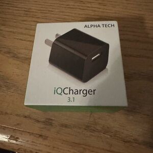 Spy Cam Alpha Tech iQCharger 3.1 Black Charger.